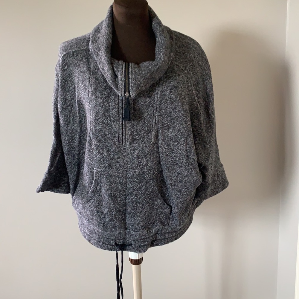 ✨ Loft ✨ Sweatshirt